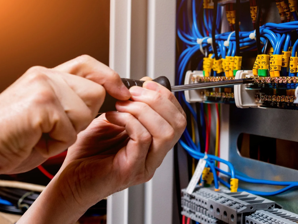 electrical contractor